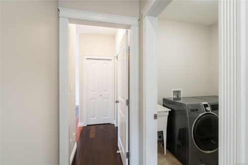 4957 Ney Dr, Nanaimo, BC 