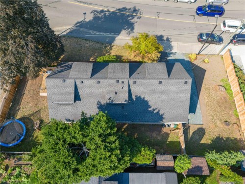 222 Morison Ave, Parksville, BC 