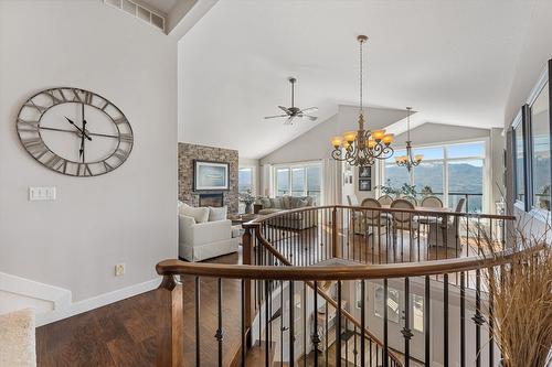 1312 Menu Road, West Kelowna, BC - Indoor Photo Showing Other Room