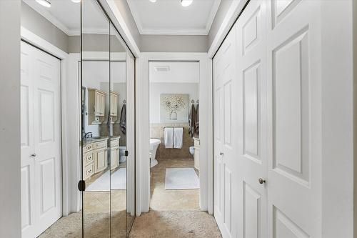 1312 Menu Road, West Kelowna, BC - Indoor Photo Showing Other Room