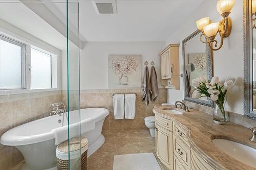 1312 Menu Road, West Kelowna, BC - Indoor Photo Showing Bathroom