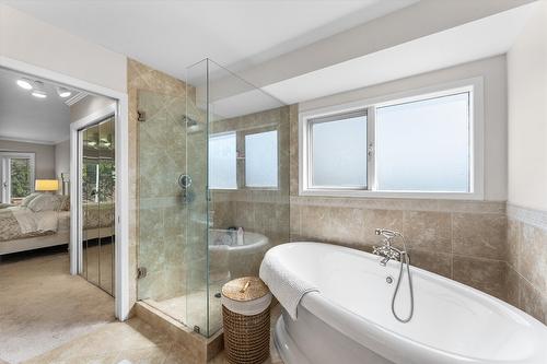 1312 Menu Road, West Kelowna, BC - Indoor Photo Showing Bathroom