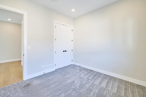 2264 Lavetta Drive, Kelowna, BC - Indoor Photo Showing Other Room