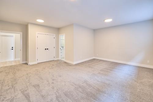2264 Lavetta Drive, Kelowna, BC - Indoor Photo Showing Other Room