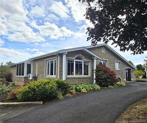 4072 Rue Principale  Tracadie, NB E1X 1B7