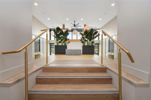 127-920 Reunion Ave, Langford, BC - Indoor Photo Showing Other Room