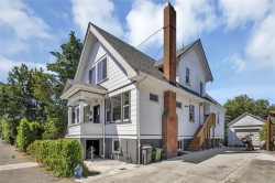 808 Russell St  Victoria, BC V9A 3X7