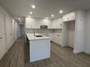 Cuisine - 2134-Boul. Grand, Montréal (Côte-Des-Neiges/Notre-Dame-De-Grâce), QC  - Indoor Photo Showing Kitchen 