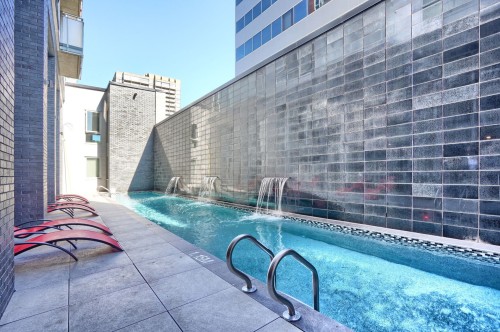 Pool - 307-2117 Rue Tupper, Montréal (Ville-Marie), QC - Outdoor