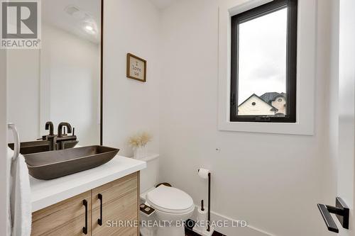 1866 Fountain Grass Drive, London South (South B), ON - Indoor Photo Showing Other Room