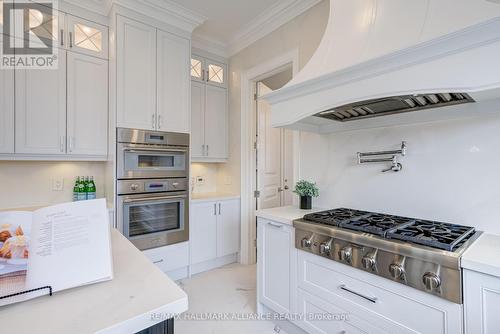 350 Weighton Drive, Oakville, ON - Indoor Photo Showing Kitchen