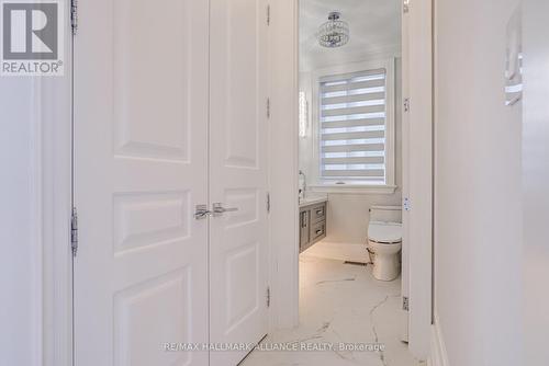 350 Weighton Drive, Oakville, ON - Indoor Photo Showing Other Room