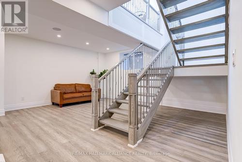 350 Weighton Drive, Oakville, ON - Indoor Photo Showing Other Room