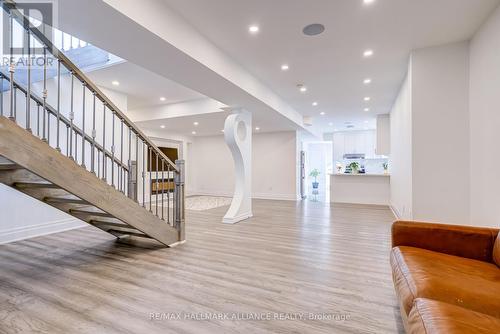 350 Weighton Drive, Oakville, ON - Indoor Photo Showing Other Room