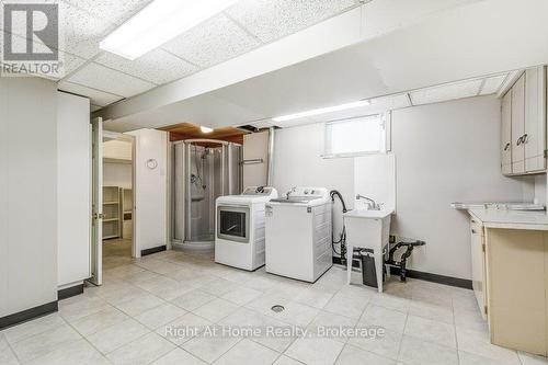Laundry room with xtra shower - 207 Montmorency Drive, Hamilton (Red Hill), ON - Indoor Photo Showing Laundry Room