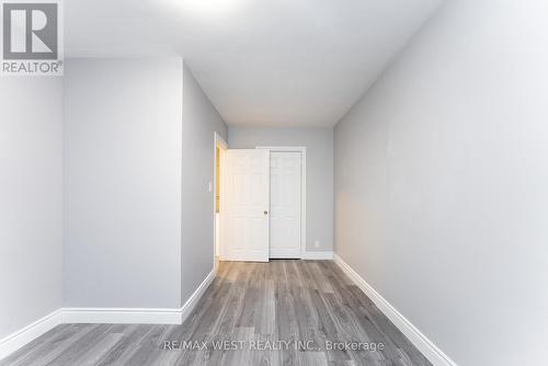 368 Fountain Street S, Cambridge, ON - Indoor Photo Showing Other Room