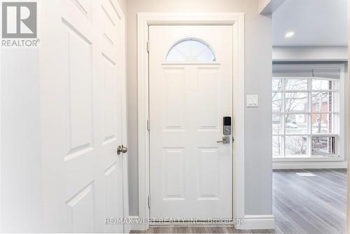 368 Fountain Street S, Cambridge, ON - Indoor Photo Showing Other Room