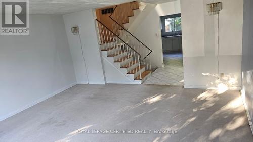 1149 Nottingham Avenue, Burlington, ON - Indoor Photo Showing Other Room