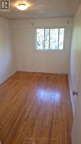 1149 Nottingham Avenue, Burlington, ON - Indoor Photo Showing Other Room