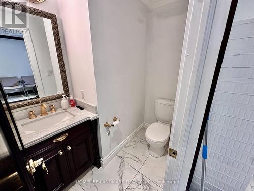Room1 - 257 Fincham Avenue, Markham, ON - Indoor Photo Showing Bathroom