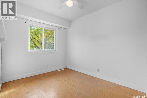 422 Royal Street, Regina, SK - Indoor Photo Showing Other Room