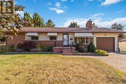 UPPER - 61 DELAWARE STREET S  Middlesex Centre (Komoka), ON N0L 1R0