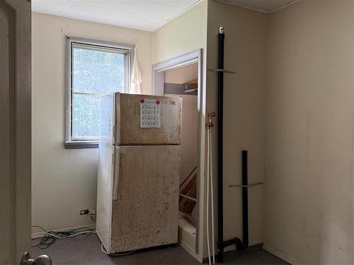 315 2Nd Avenue, Swan River, MB - Indoor