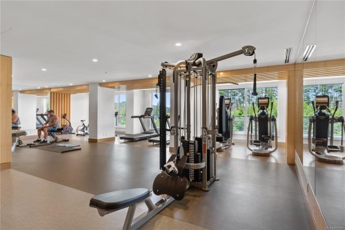 308-2000 Hannington Rd, Langford, BC - Indoor Photo Showing Gym Room