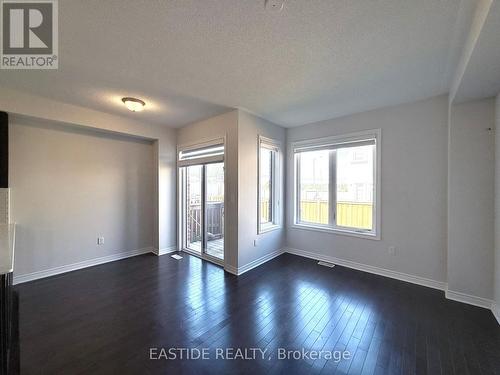 118 Finegan Circle, Brampton, ON - Indoor Photo Showing Other Room