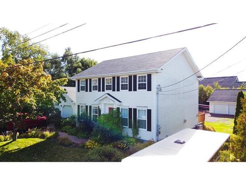 16 Heneys Pond Road, Bay Roberts, NL 