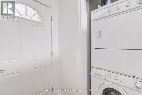 6959 Cadiz Crescent, Mississauga, ON - Indoor Photo Showing Laundry Room