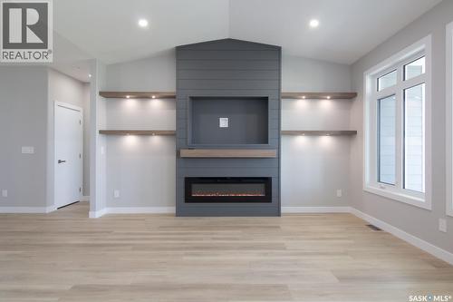 423 Sharma Crescent, Saskatoon, SK - Indoor With Fireplace