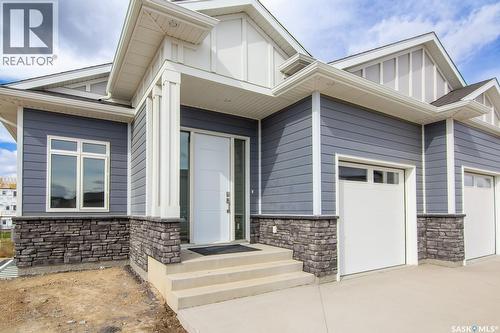 423 Sharma Crescent, Saskatoon, SK - Outdoor