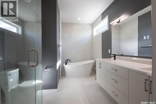 423 Sharma Crescent, Saskatoon, SK - Indoor Photo Showing Bathroom