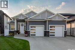 423 Sharma CRESCENT  Saskatoon, SK S7W 1K7