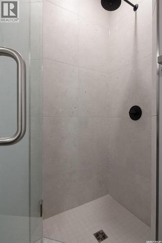 423 Sharma Crescent, Saskatoon, SK - Indoor Photo Showing Bathroom