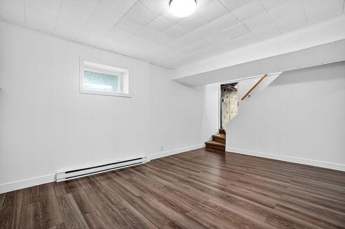 Family room - 453 93E Avenue, Laval (Chomedey), QC - Indoor Photo Showing Other Room