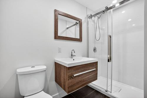 Bathroom - 453 93E Avenue, Laval (Chomedey), QC - Indoor Photo Showing Bathroom