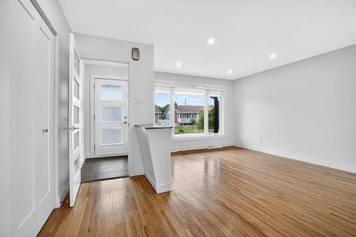 Hall - 453 93E Avenue, Laval (Chomedey), QC - Indoor Photo Showing Other Room