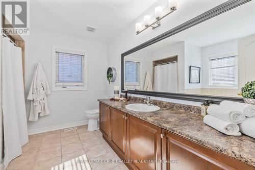 14 Larande Court, Brampton, ON - Indoor Photo Showing Bathroom