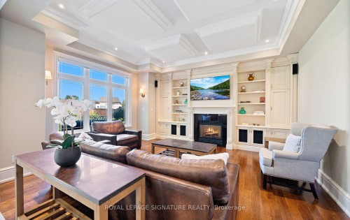 6845 Second Line W, Mississauga, ON - Indoor Photo Showing Living Room With Fireplace