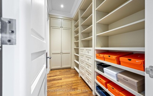 6845 Second Line W, Mississauga, ON - Indoor With Storage