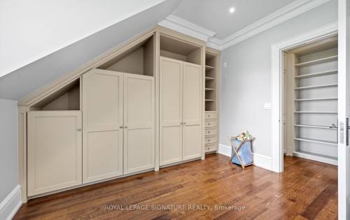 6845 Second Line W, Mississauga, ON - Indoor Photo Showing Other Room