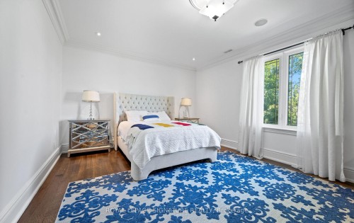 6845 Second Line W, Mississauga, ON - Indoor Photo Showing Bedroom