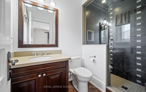 6845 Second Line W, Mississauga, ON - Indoor Photo Showing Bathroom