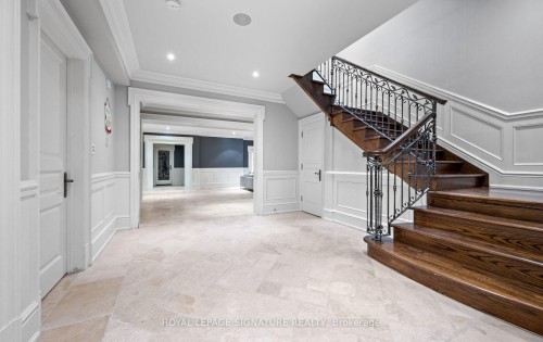 6845 Second Line W, Mississauga, ON - Indoor Photo Showing Other Room