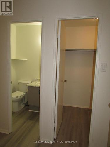 213 - 2001 Bonnymede Drive, Mississauga, ON - Indoor Photo Showing Bathroom