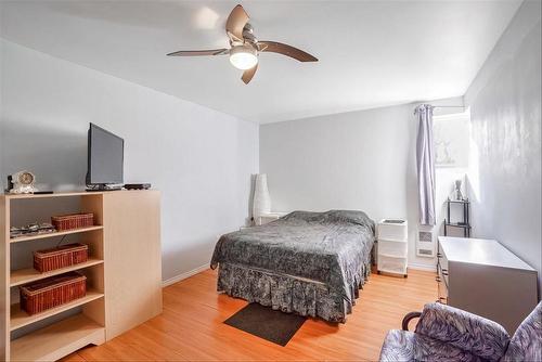 Bedroom - 2326 Ch. Lonsdale E., L'Ange-Gardien, QC - Indoor Photo Showing Bedroom