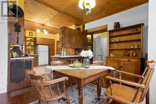 2247 Van Luven Road, Hamilton Township (Baltimore), ON - Indoor Photo Showing Other Room