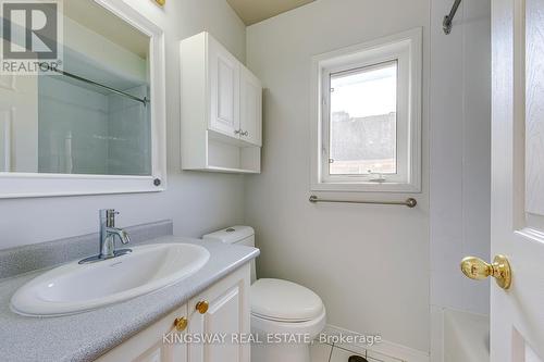 61 - 50 Strathaven Drive, Mississauga, ON - Indoor Photo Showing Bathroom
